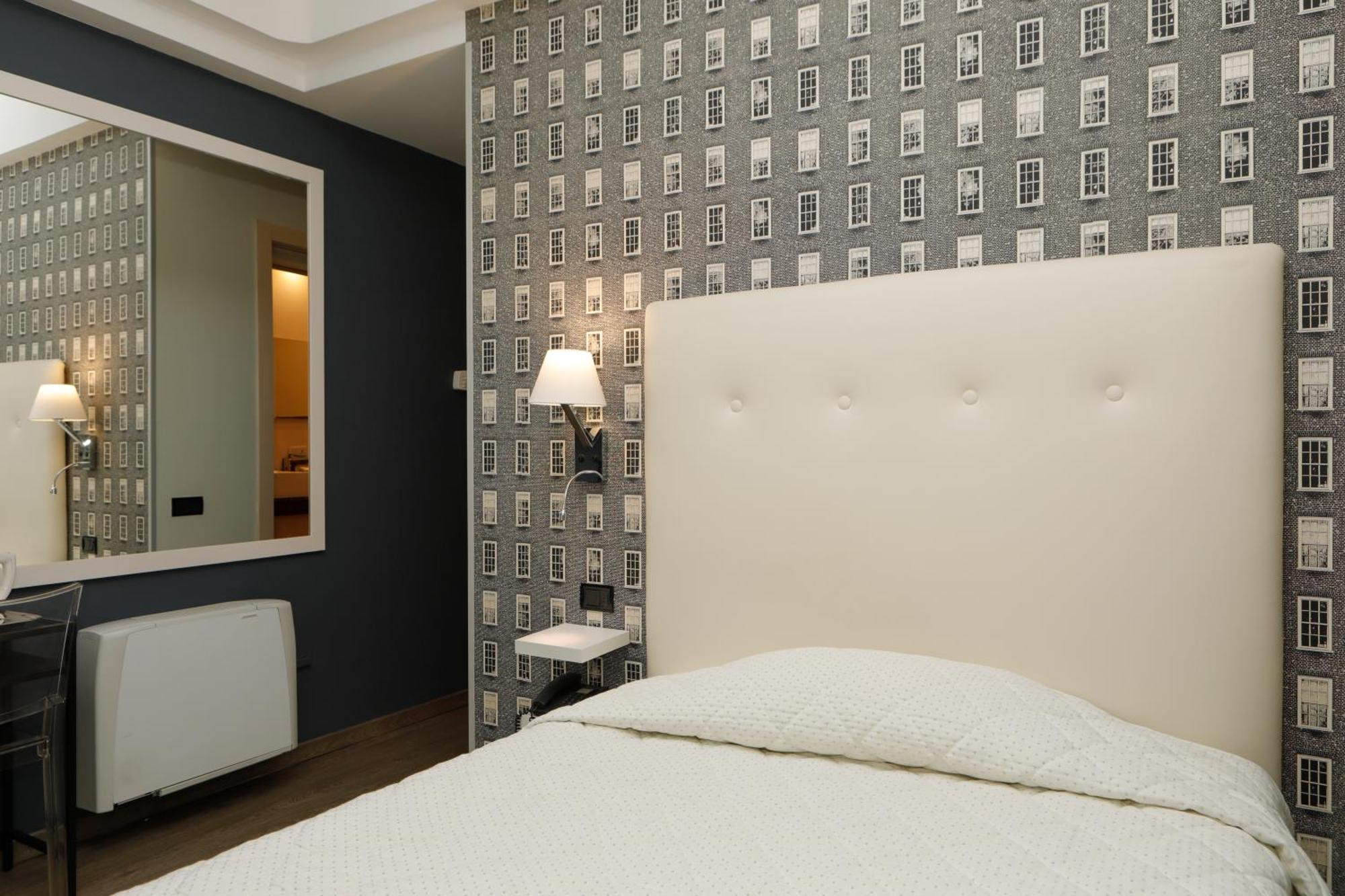 Single Room,1216144228:JPEG