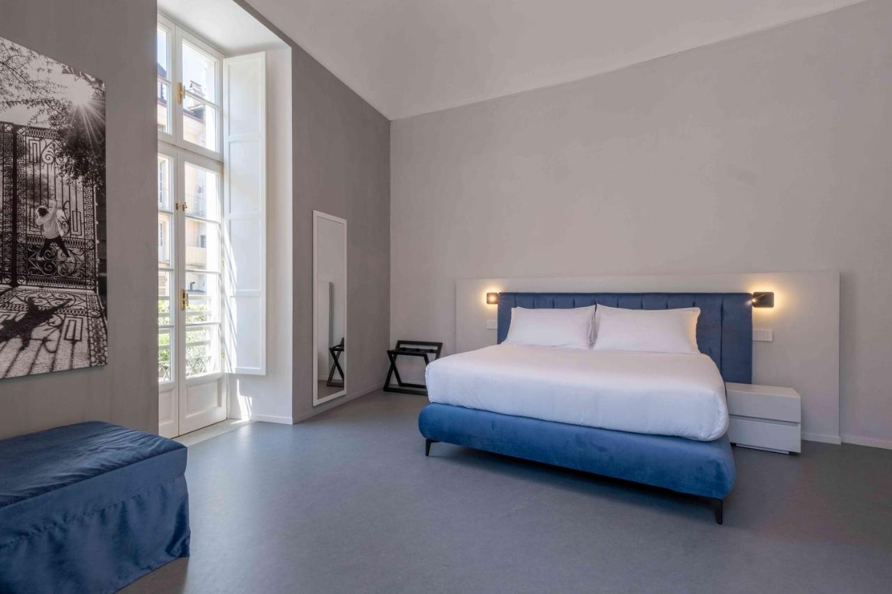 Standard Suite,1298865148:JPEG