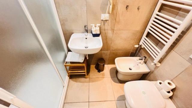 Double Room,1370871254:JPEG