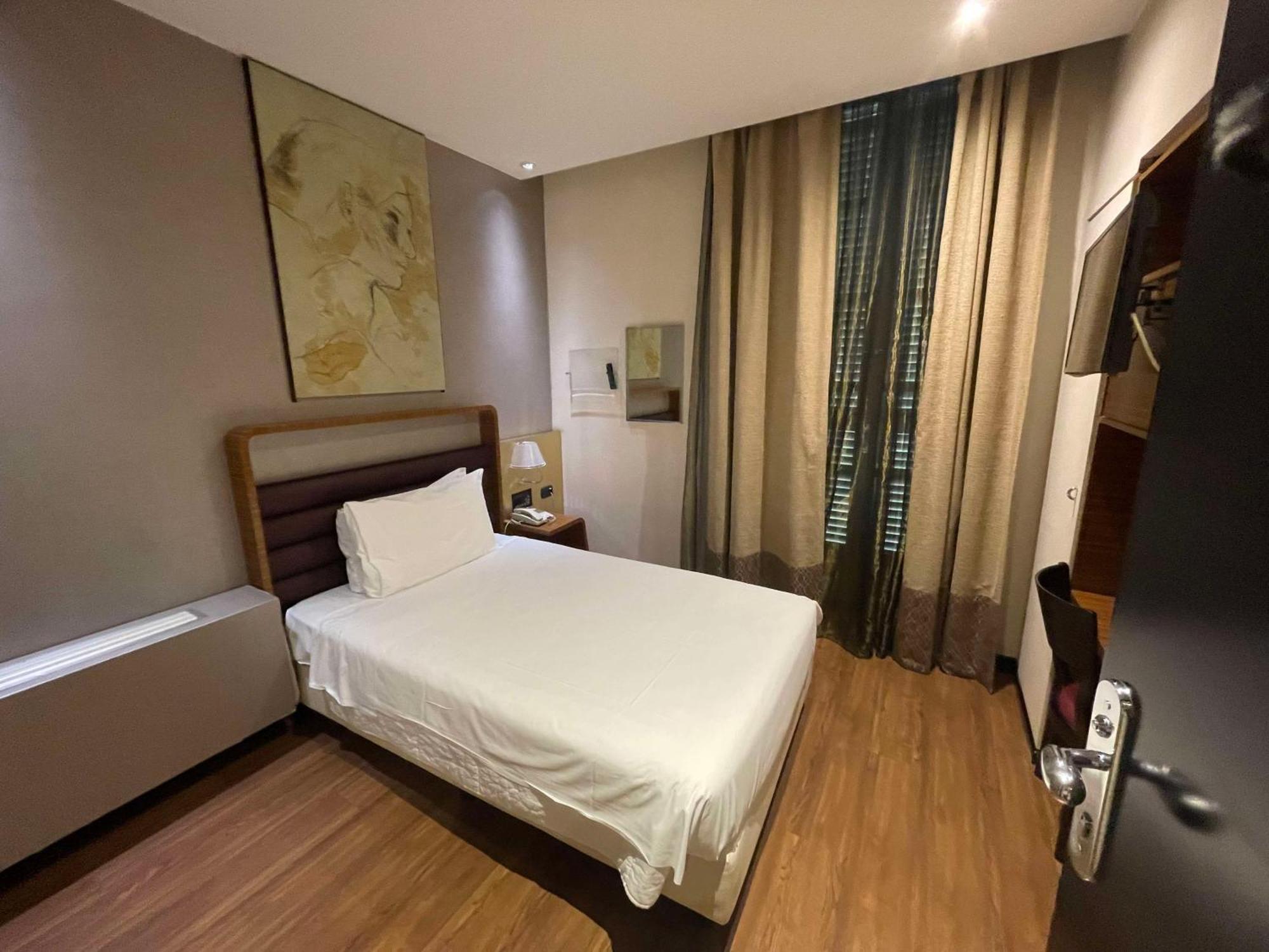 Single Room Non-Smoking