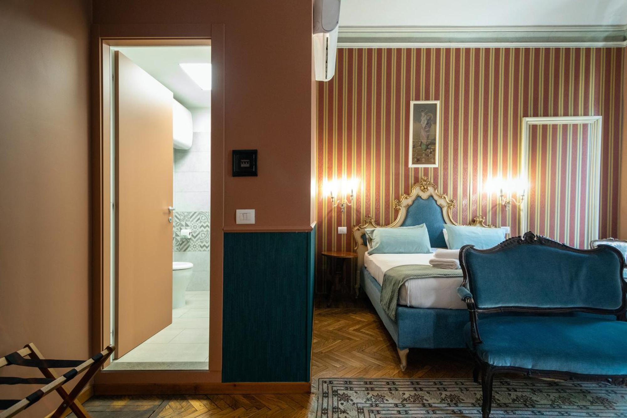 Quadruple Room Private Bathroom
