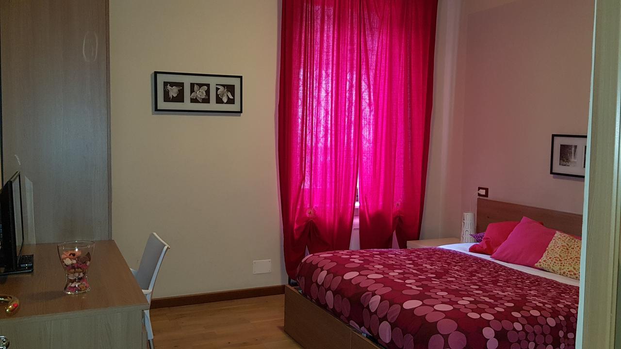 Double or Twin Room Bathroom