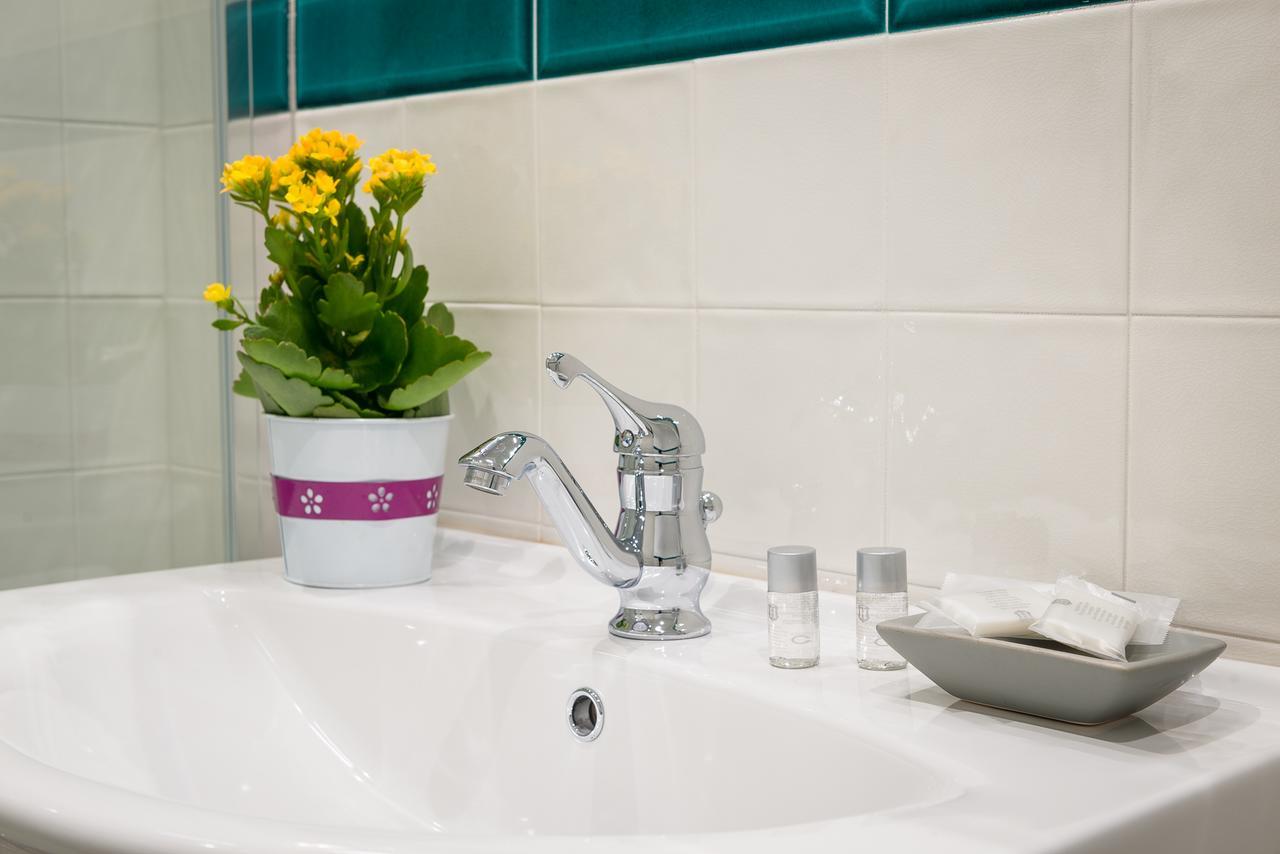 Double Room Private Bathroom