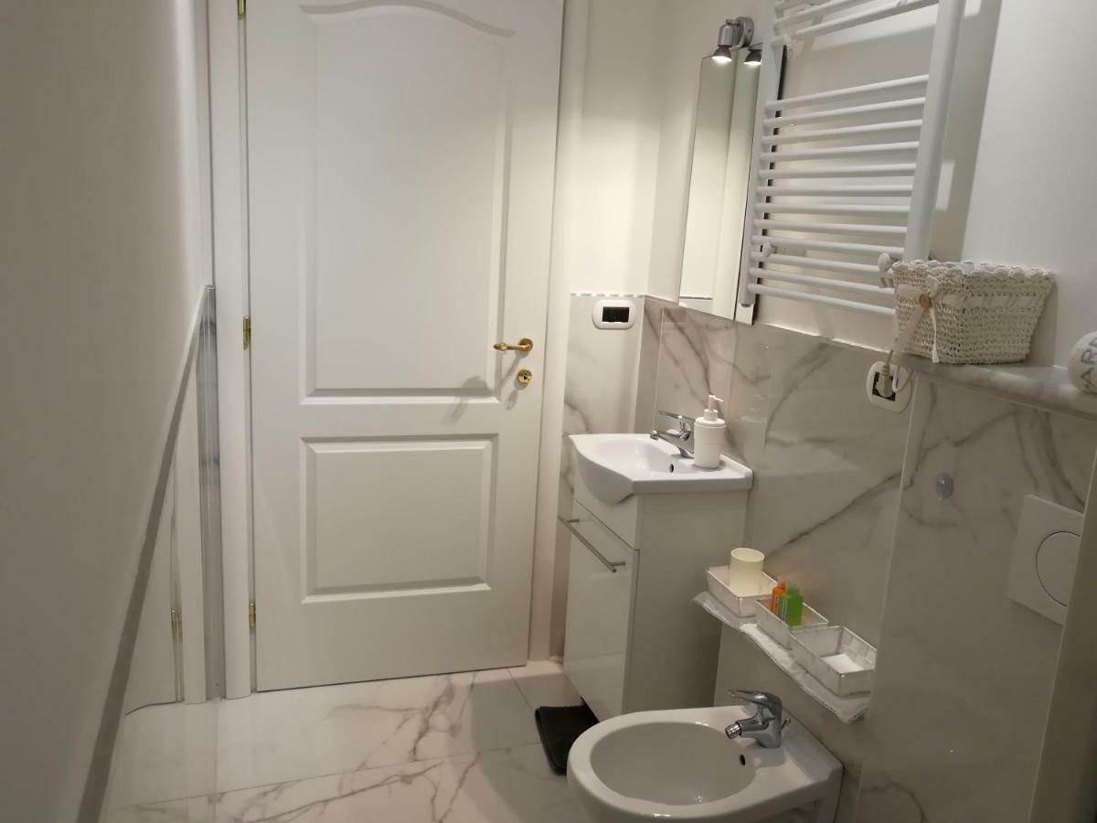 Double Room,853906091:JPEG