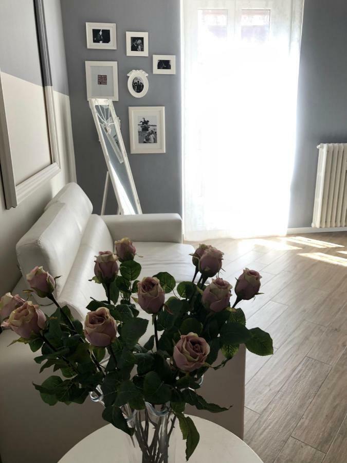 Apartment,912735730:JPEG