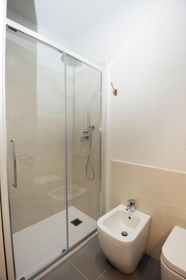 Camera Matrimoniale con Bagno Privato