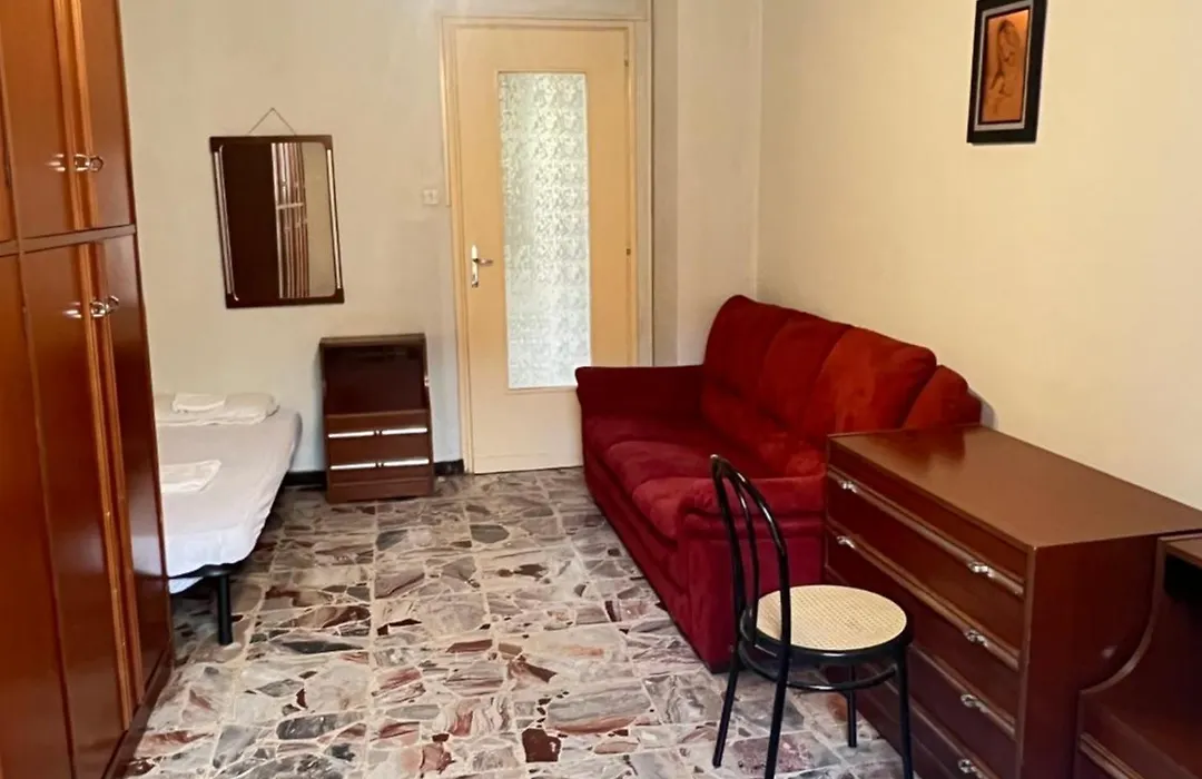 Amin'S B&B-1
