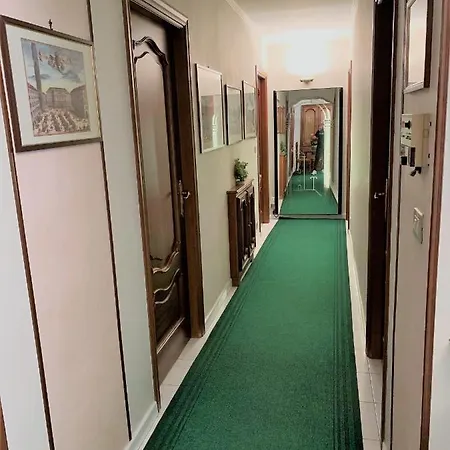 Hotel Elena-3