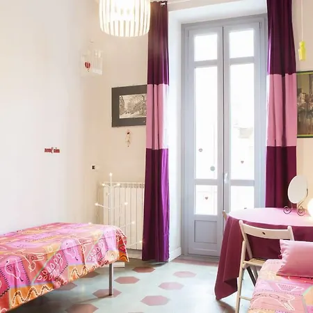 Casa Dani&Swing Bed&Books-2